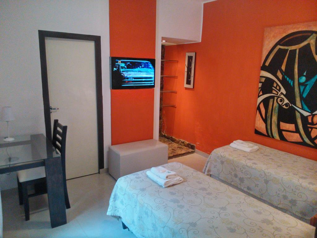 Hotel Pucara Y Rent A Car La Rioja Ruang foto