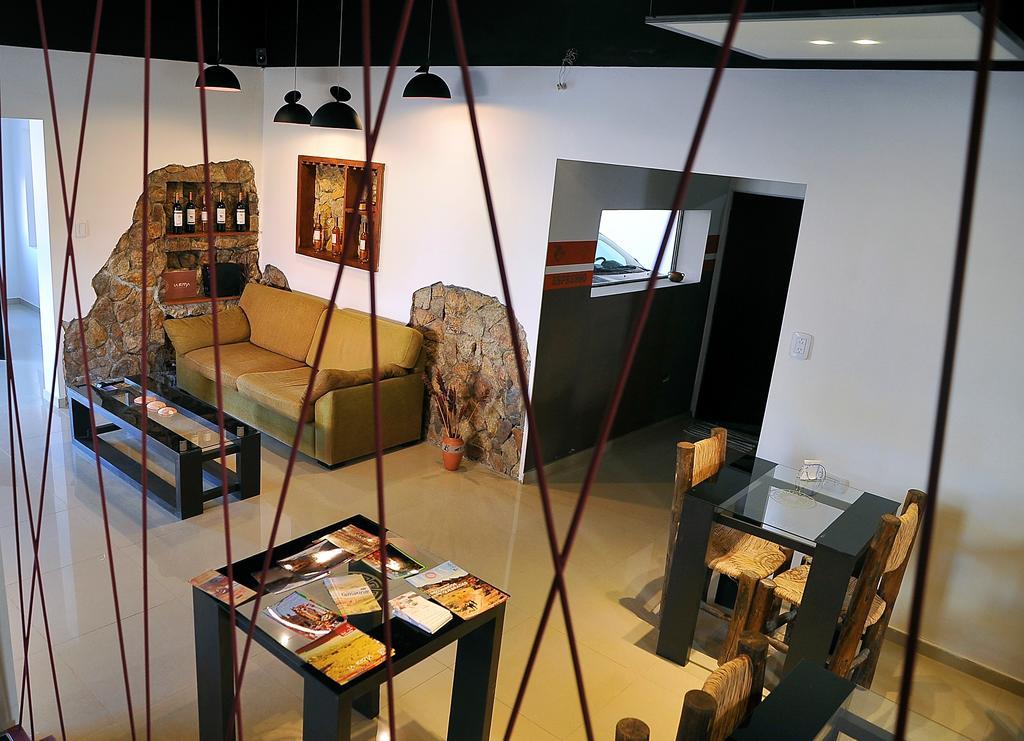 Hotel Pucara Y Rent A Car La Rioja Bagian luar foto